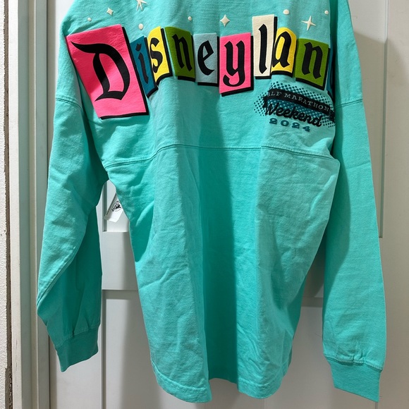 Brand new with tags Disneyland half marathon spirit jersey - Picture 3 of 3